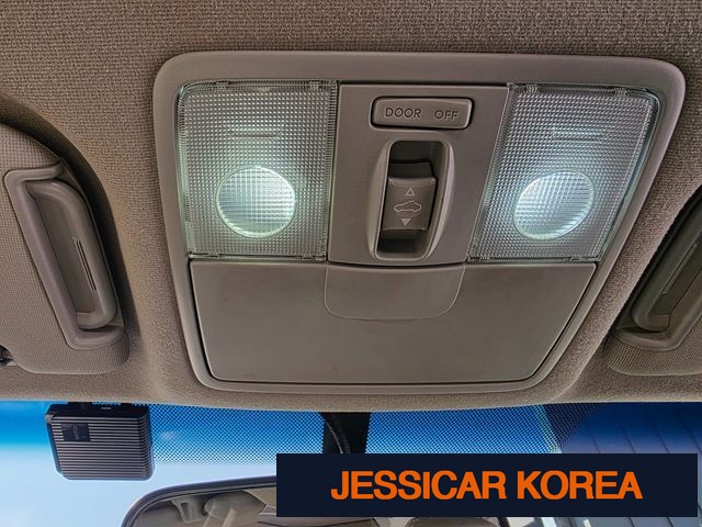 2011 Kia Forte Coupe - Thumbnail 9