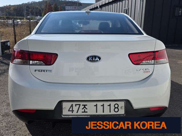 2011 Kia Forte Coupe - Thumbnail 15