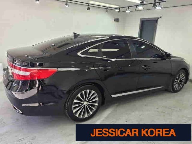 2013 Hyundai Grandeur HG - Thumbnail 19