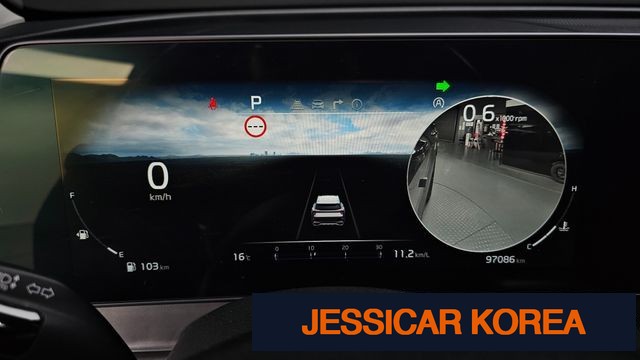 2022 Kia Sportage 5th Gen - Thumbnail 3