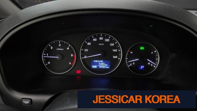 2019 Hyundai The New Grand Starex - Thumbnail 2