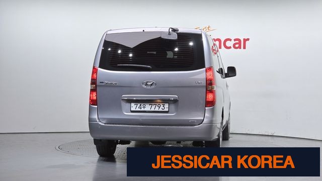 2019 Hyundai The New Grand Starex - Thumbnail 11