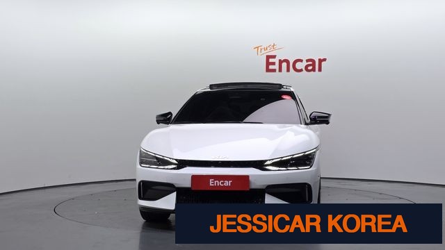 2023 Kia EV6 - Thumbnail 12