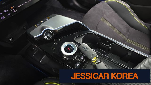 2023 Kia EV6 - Thumbnail 18