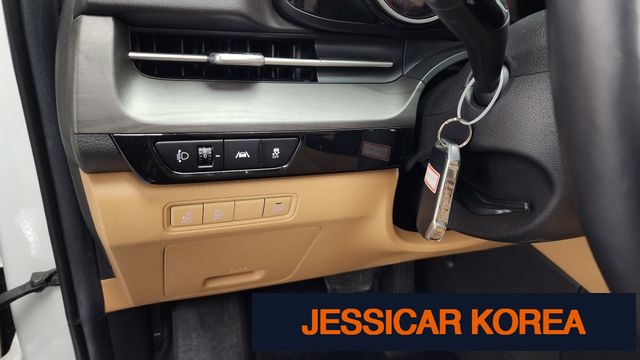2023 Kia Carnival 4th Gen - Thumbnail 16