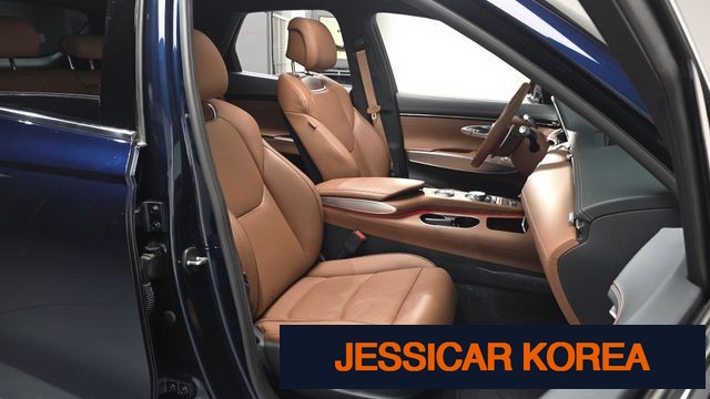 2021 Genesis GV70 - Thumbnail 2