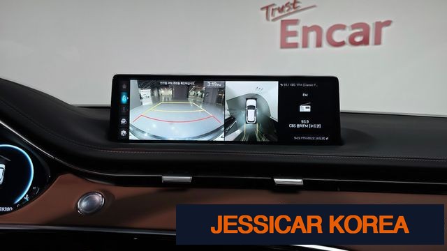 2021 Genesis GV70 - Thumbnail 17