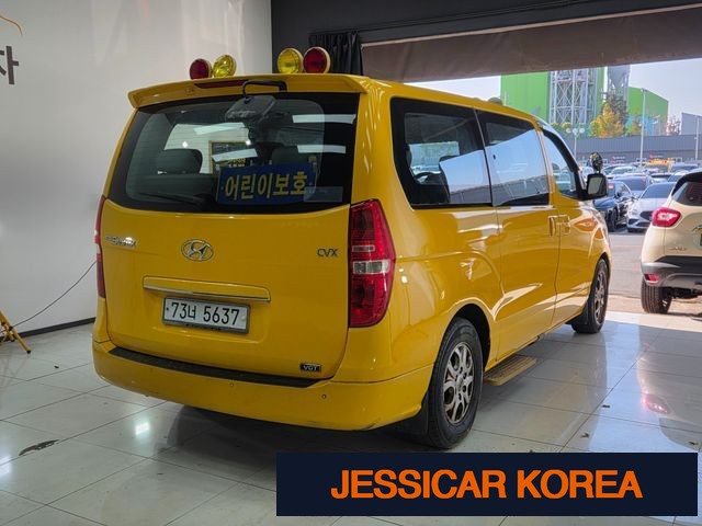 2012 Hyundai Grand Starex - Thumbnail 4