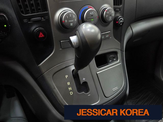 2012 Hyundai Grand Starex - Thumbnail 12
