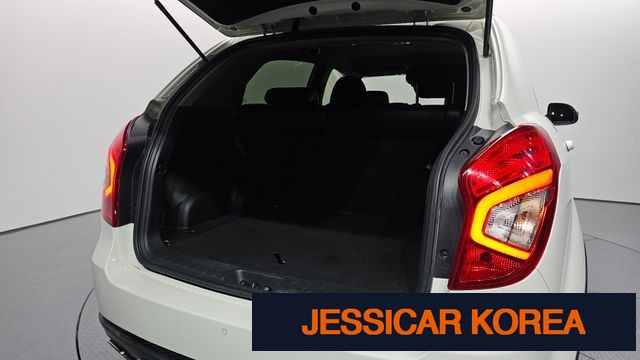 2016 KG Mobility New Korando C - Thumbnail 10