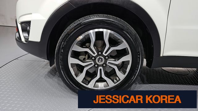 2016 KG Mobility New Korando C - Thumbnail 16