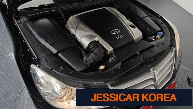 2010 Hyundai Genesis - Thumbnail 4