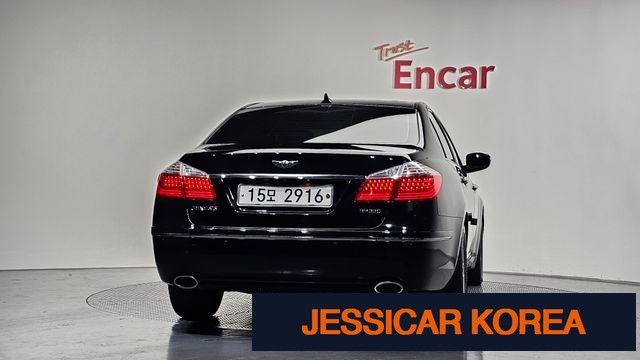 2010 Hyundai Genesis - Thumbnail 5
