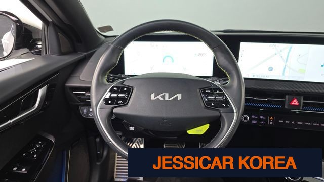 2023 Kia EV6 - Thumbnail 15