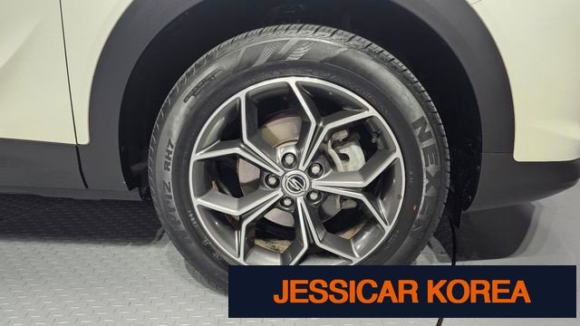 2021 KG Mobility Beautiful Korando - Thumbnail 13