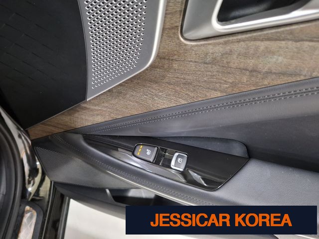 2022 Kia K8 - Thumbnail 17