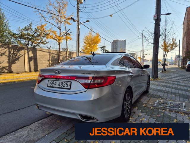 2011 Hyundai Grandeur HG - Thumbnail 2