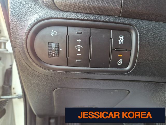 2017 Kia The New K3 - Thumbnail 3