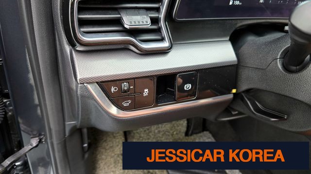 2022 Kia Sportage 5th Gen - Thumbnail 2