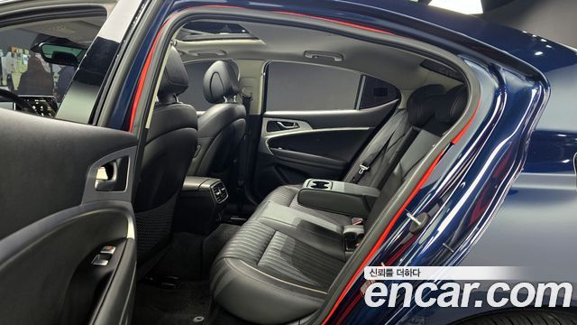 2019 Genesis G70 - Thumbnail 14