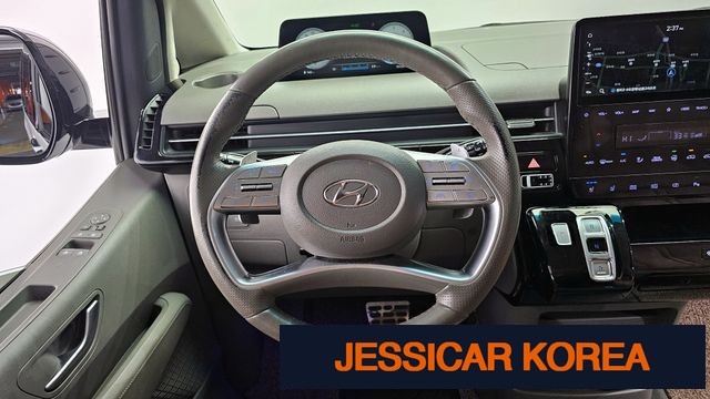 2022 Hyundai Staria - Thumbnail 17