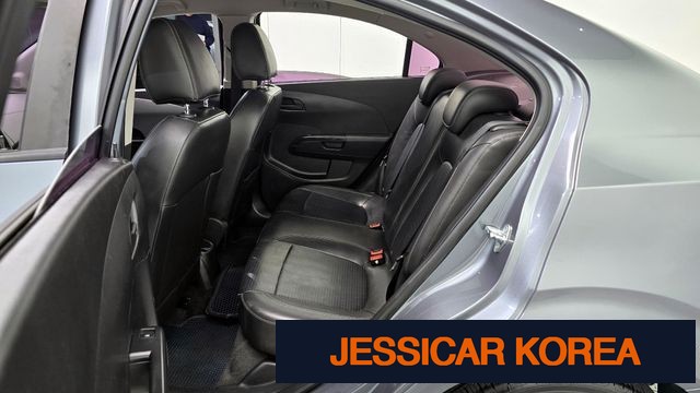 2014 Chevrolet Aveo sedan - Thumbnail 7