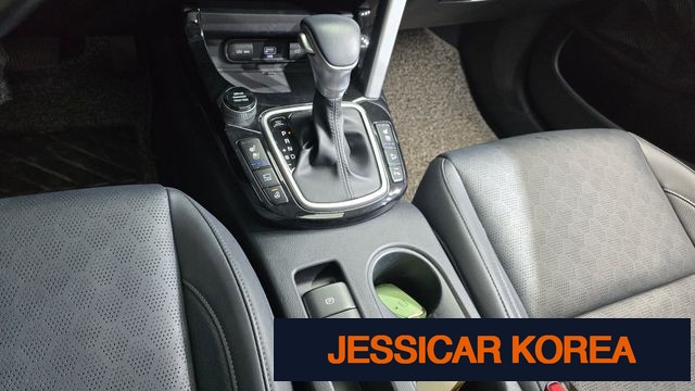 2021 Kia Seltos - Thumbnail 20