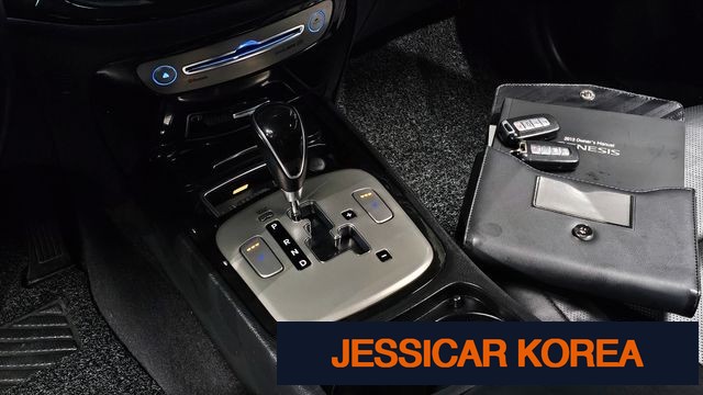 2013 Hyundai Genesis - Thumbnail 11