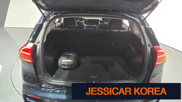2022 Kia Niro EV - Thumbnail 15