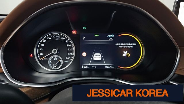 2022 Genesis Electrified G80 (RG3) - Thumbnail 2