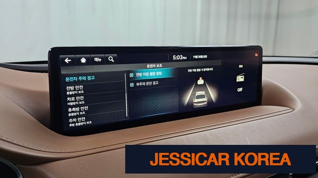 2022 Genesis Electrified G80 (RG3) - Thumbnail 18