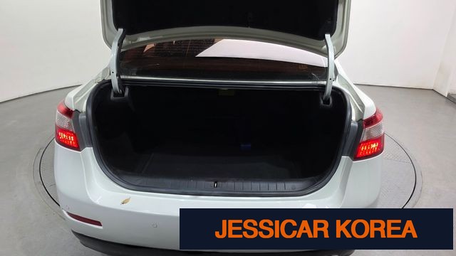 2011 Renault Korea New SM5 - Thumbnail 10