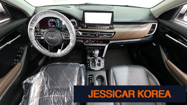 2021 Kia Seltos - Thumbnail 3