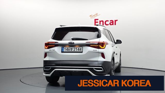 2021 Kia Seltos - Thumbnail 8