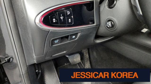 2021 Genesis GV70 - Thumbnail 7