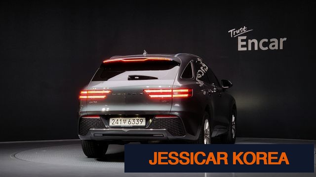 2021 Genesis GV70 - Thumbnail 11