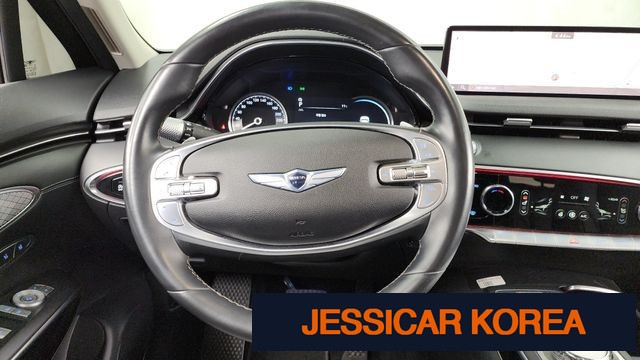 2021 Genesis GV70 - Thumbnail 12
