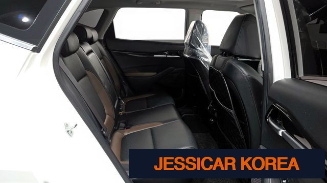 2021 Kia Seltos - Thumbnail 4