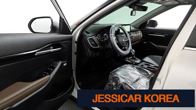 2021 Kia Seltos - Thumbnail 11