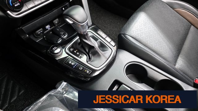 2021 Kia Seltos - Thumbnail 18