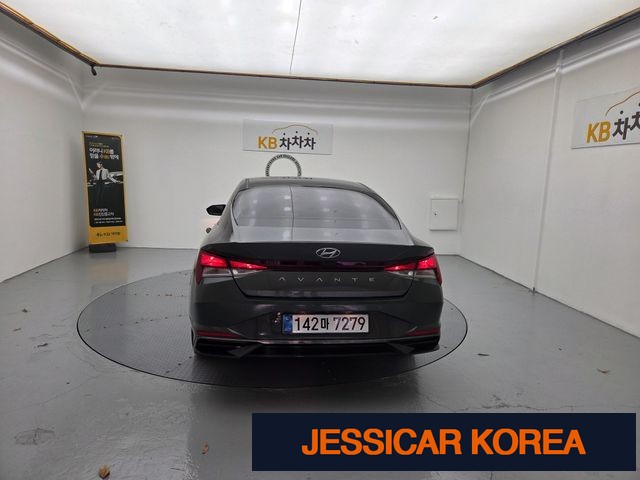 2021 Hyundai Avante (CN7) - Thumbnail 2