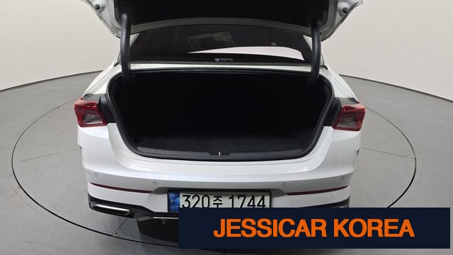 2021 Kia K5 3rd Gen - Thumbnail 12