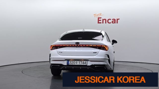 2021 Kia K5 3rd Gen - Thumbnail 18
