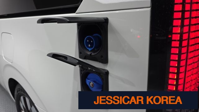 2023 Hyundai Staria - Thumbnail 19