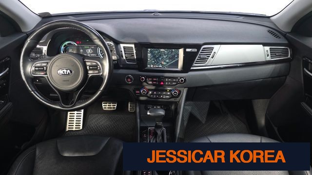 2018 Kia Niro - Thumbnail 11