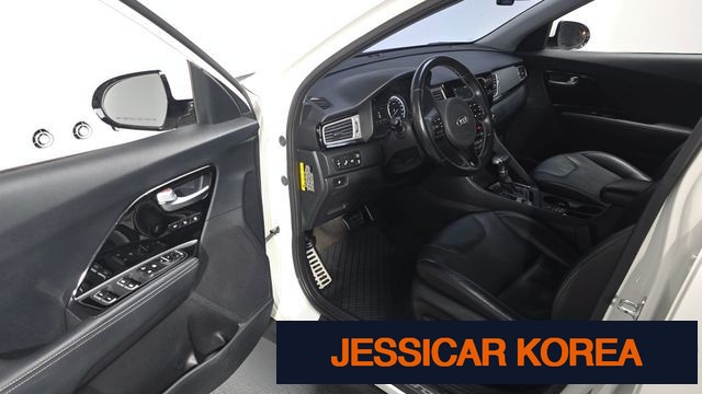 2018 Kia Niro - Thumbnail 17