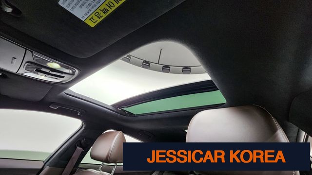 2019 Kia Stinger - Thumbnail 17