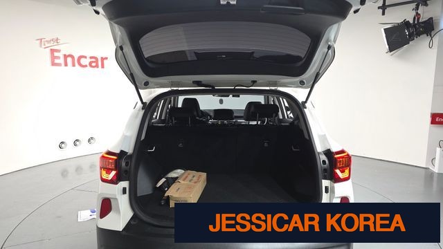 2022 Kia Seltos - Thumbnail 3