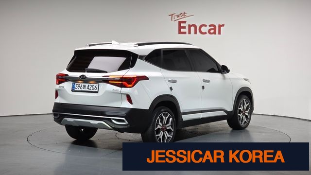 2022 Kia Seltos - Thumbnail 5