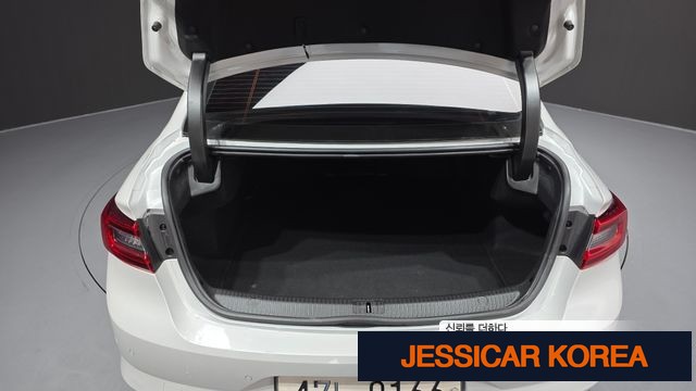 2016 Renault Korea SM6 - Thumbnail 4